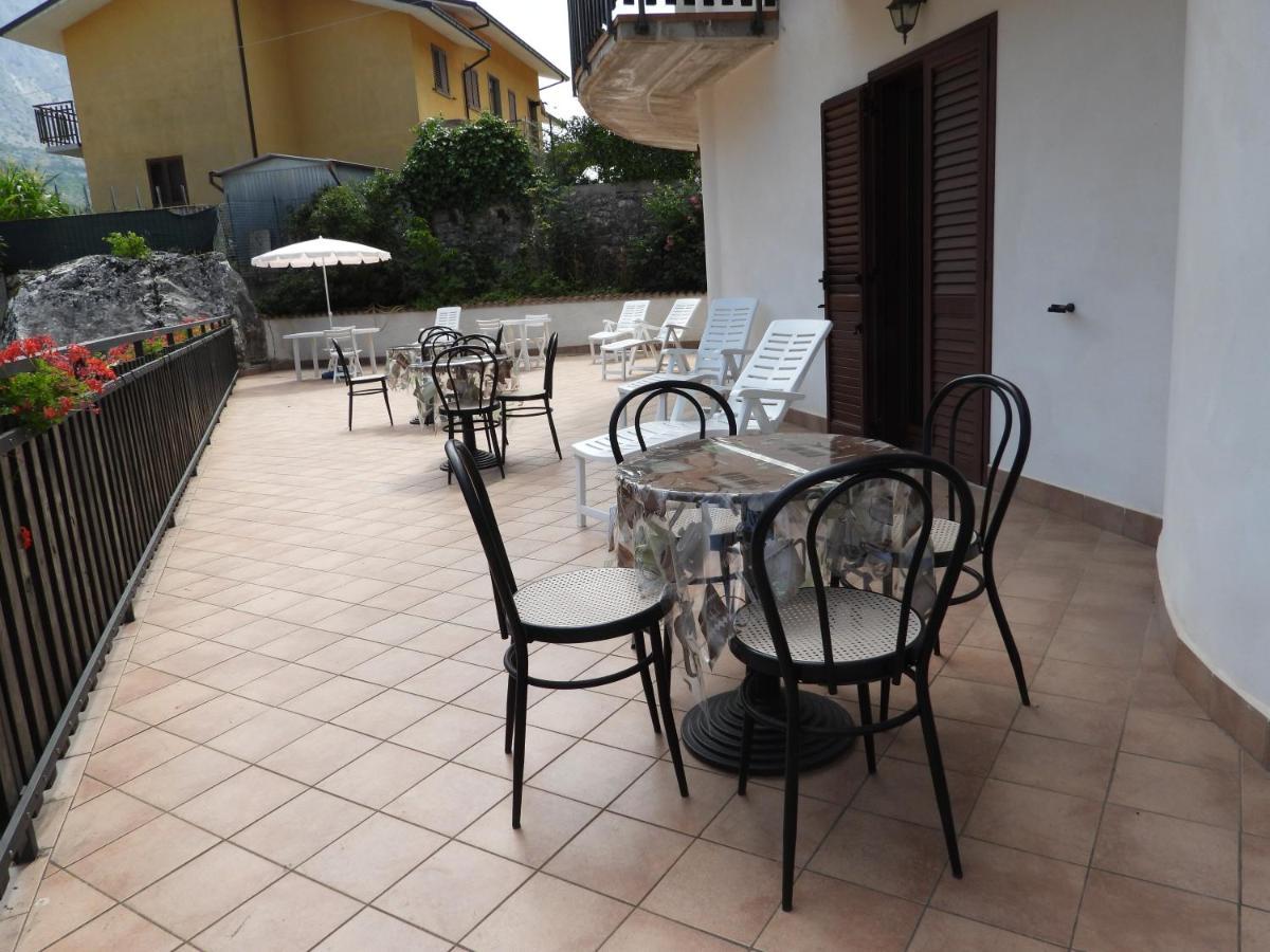 B&B La Tana Dell'Orso Villalago Exterior photo